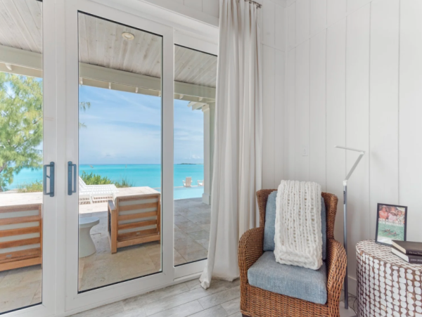 Luxurious 7-Bedroom Beachfront Retreat in Little Exuma, Bahamas